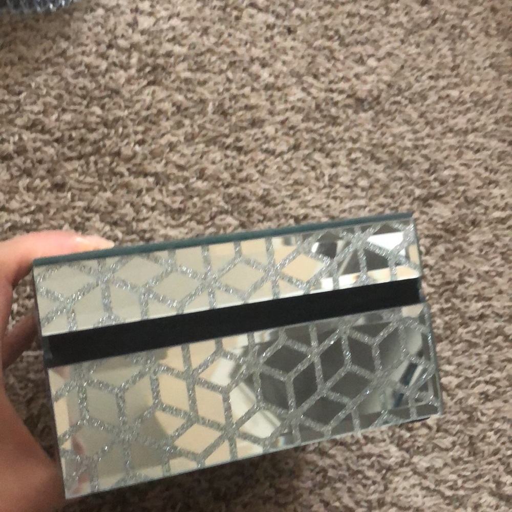 Jewelry Box - Picture 4 of 7